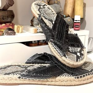 Marc Fisher LTD Tessi Sandals